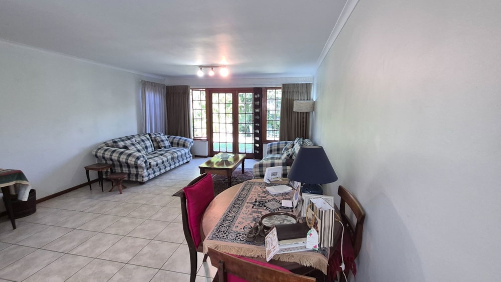 House to rent in Helena Heights - SWL1749551