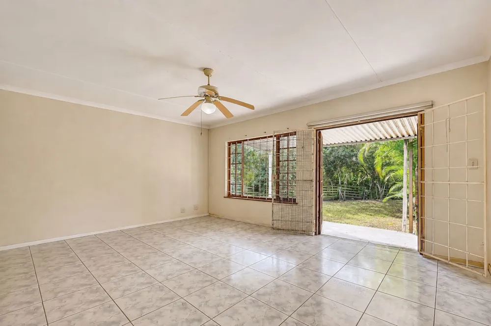 Townhouse for sale in Amanzimtoti - 1WB1749063 Townhouse for sale in Amanzimtoti - 1WB1749063