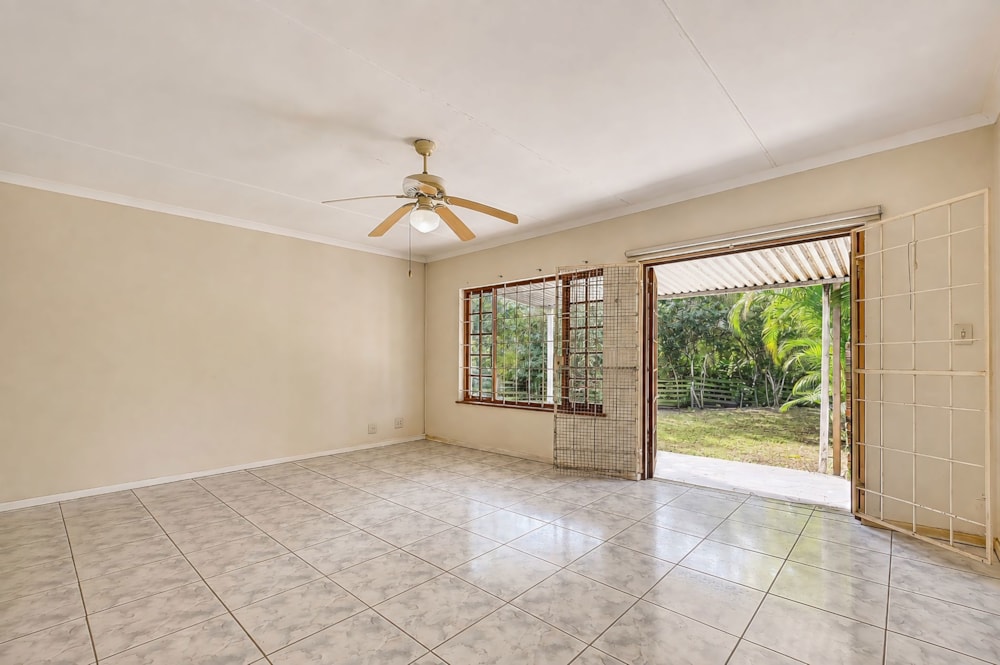 Townhouse for sale in Amanzimtoti - 1WB1749063
