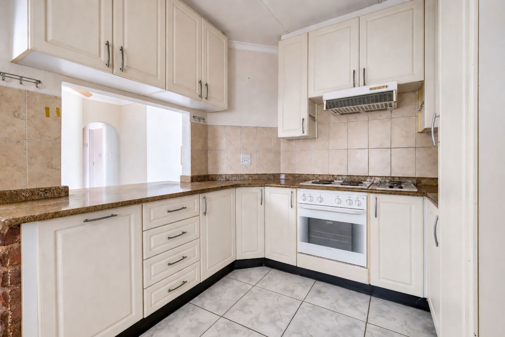 Townhouse for sale in Amanzimtoti - 1WB1749063
