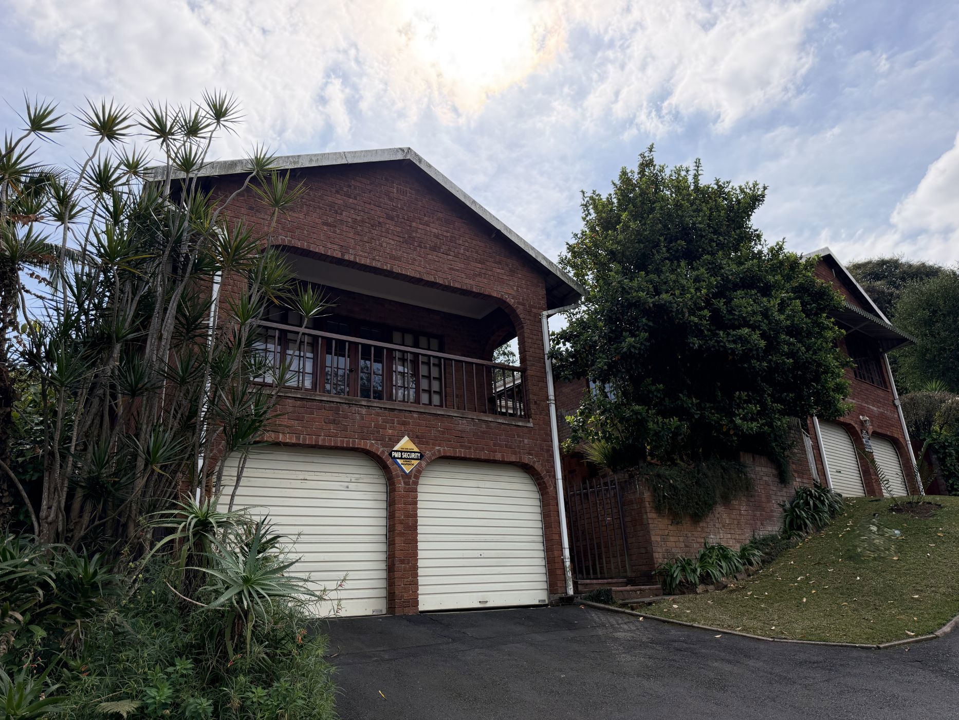 Townhouse for sale in Chase Valley Heights - 1PM1749834