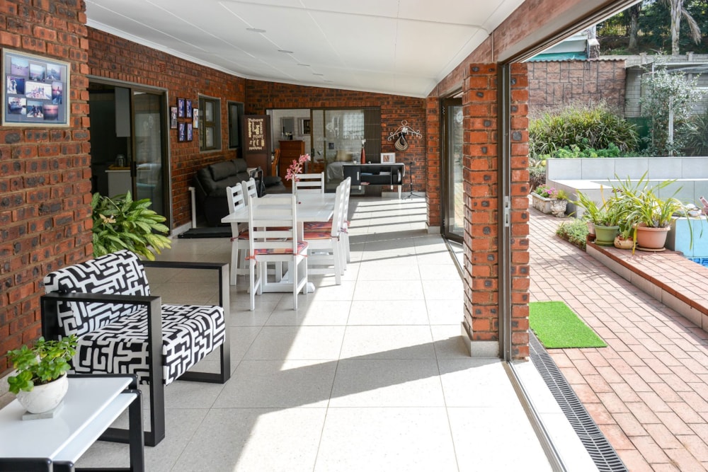 House for sale in Oak Park - 1PM1750070