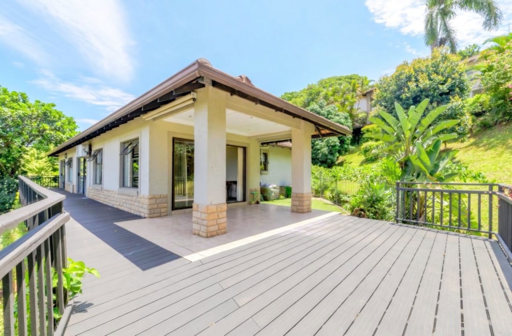 Townhouse for sale in La Lucia - 1ND1750178