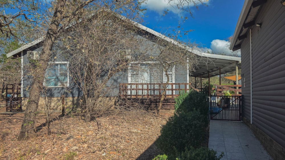House for sale in Marloth Park - 1NK1749225 House for sale in Marloth Park - 1NK1749225