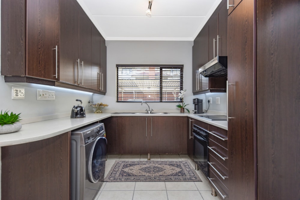 Garden apartment for sale in Douglasdale - FW1744811 Garden apartment for sale in Douglasdale - FW1744811