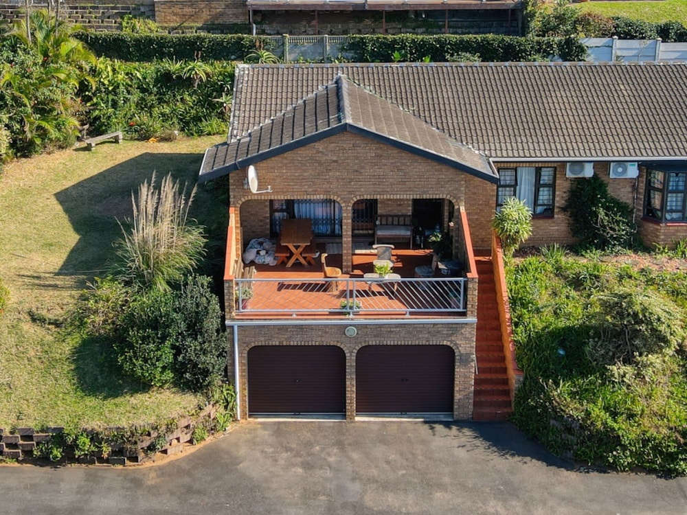 Townhouse for sale in Athlone Park - 1WB1750238