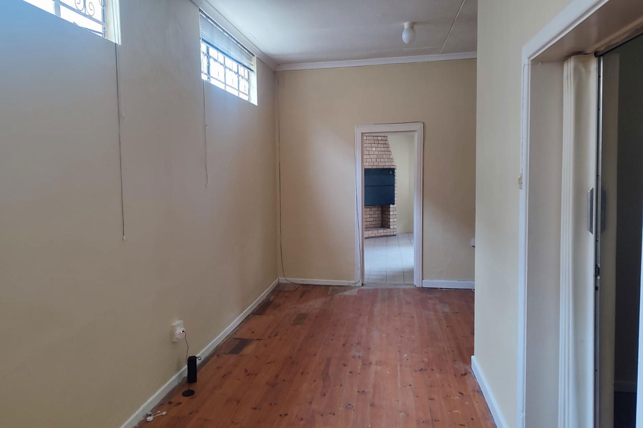 House to rent in Uitenhage Central (Kariega Central) - 1UK1746261