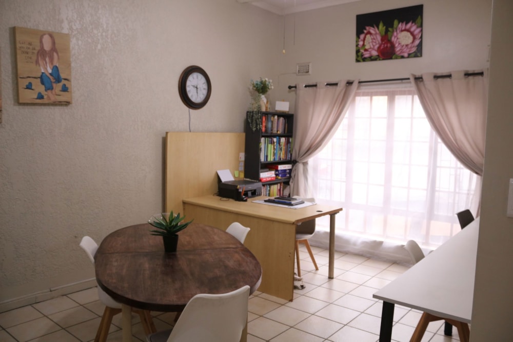 Townhouse for sale in Amanzimtoti - 1WB1748562 Townhouse for sale in Amanzimtoti - 1WB1748562