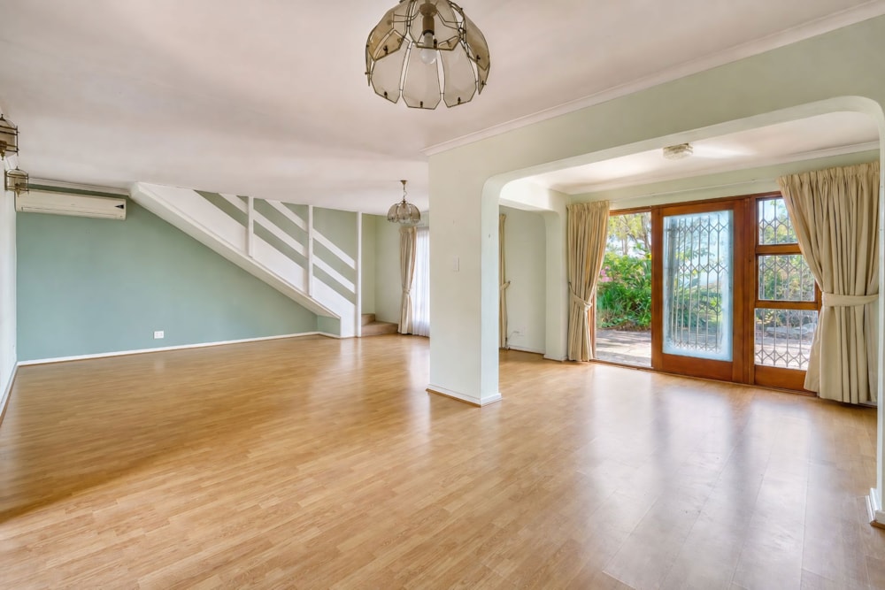 Townhouse for sale in Amanzimtoti - 1WB1748208 Townhouse for sale in Amanzimtoti - 1WB1748208