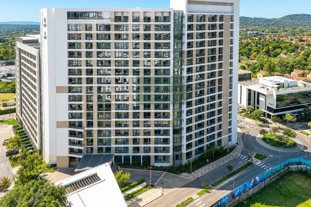 Apartment for sale in Menlyn - PT1749622