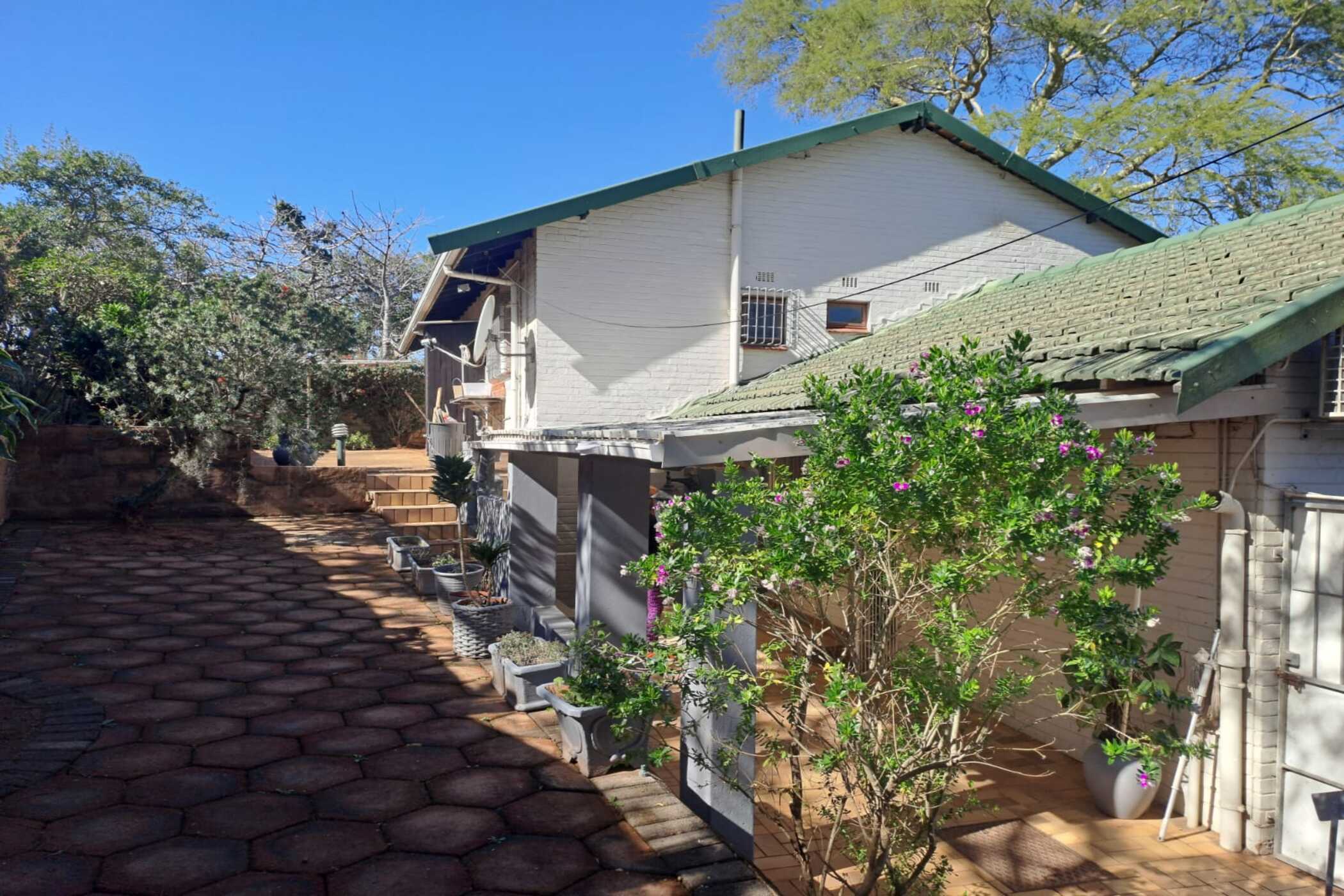 Apartment to rent in Amanzimtoti - 1WB1749071