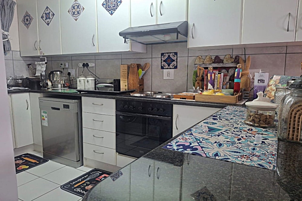 Apartment for sale in Amanzimtoti - 1WB1747900