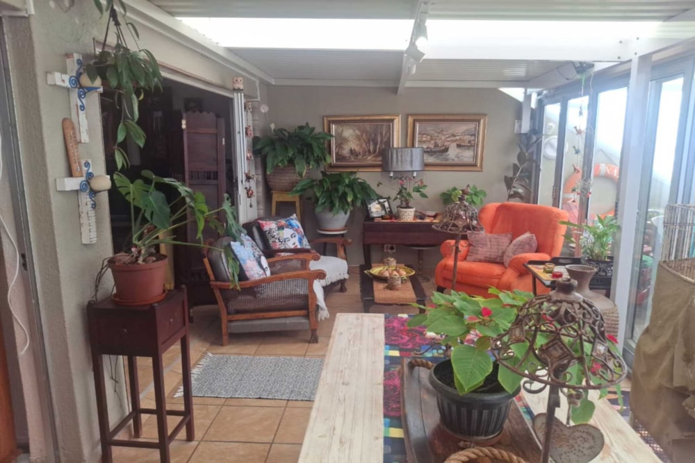 Apartment for sale in Amanzimtoti - 1WB1747900