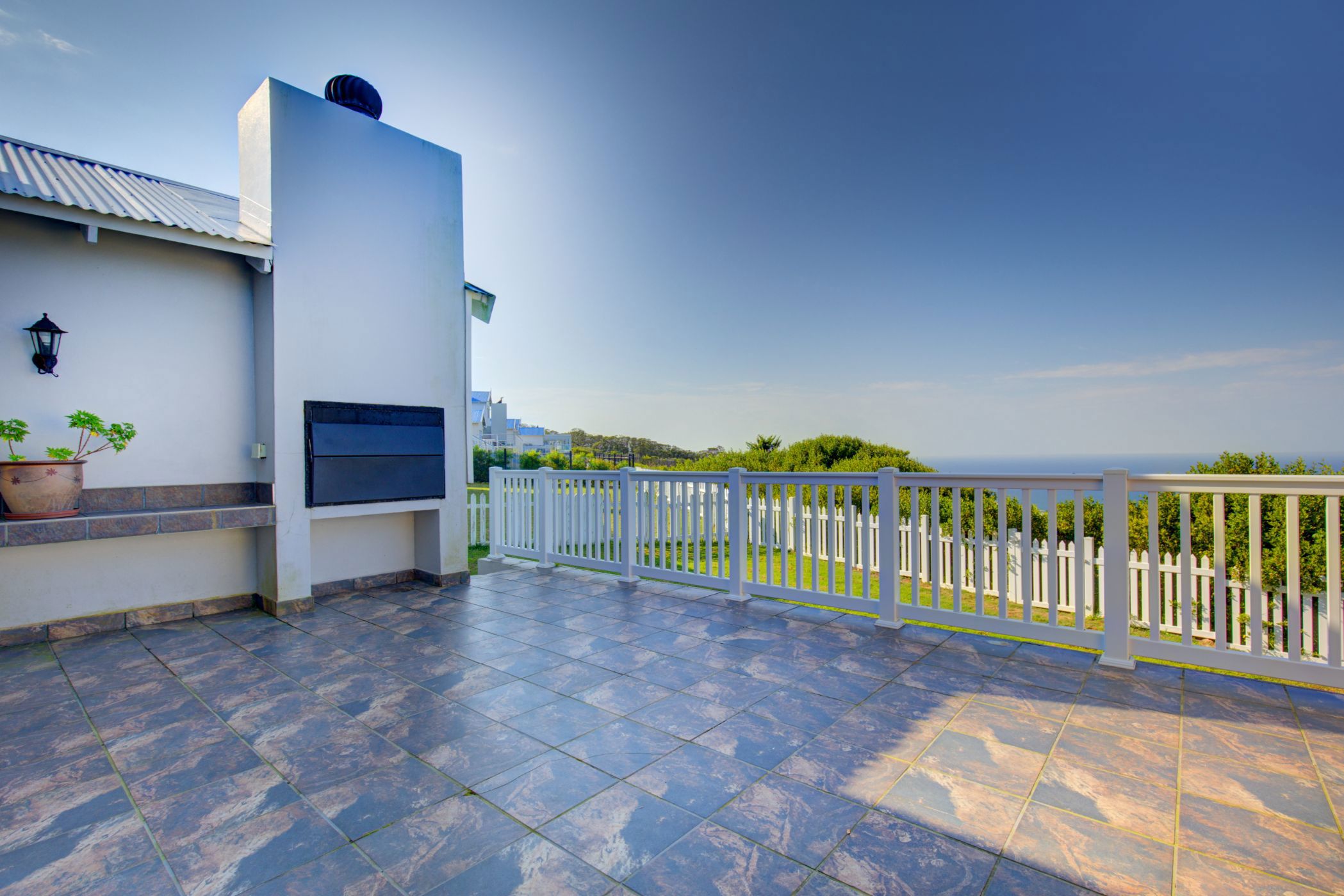 House for sale in Pinnacle Point Golf Estate - 1MB1749045