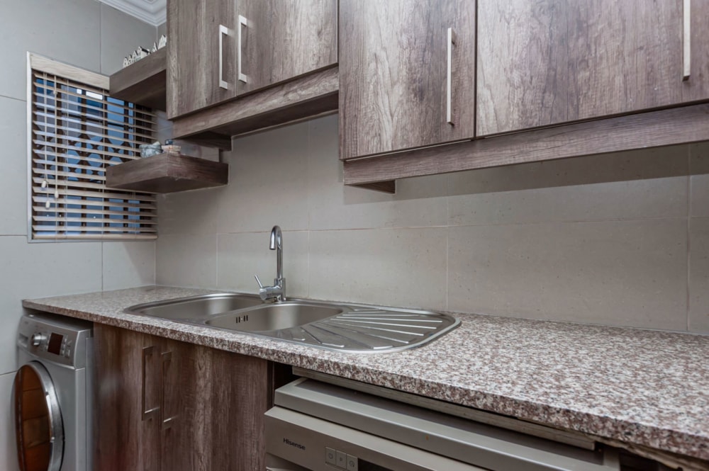 Townhouse for sale in Glen Marais - KTP1748121 Townhouse for sale in Glen Marais - KTP1748121