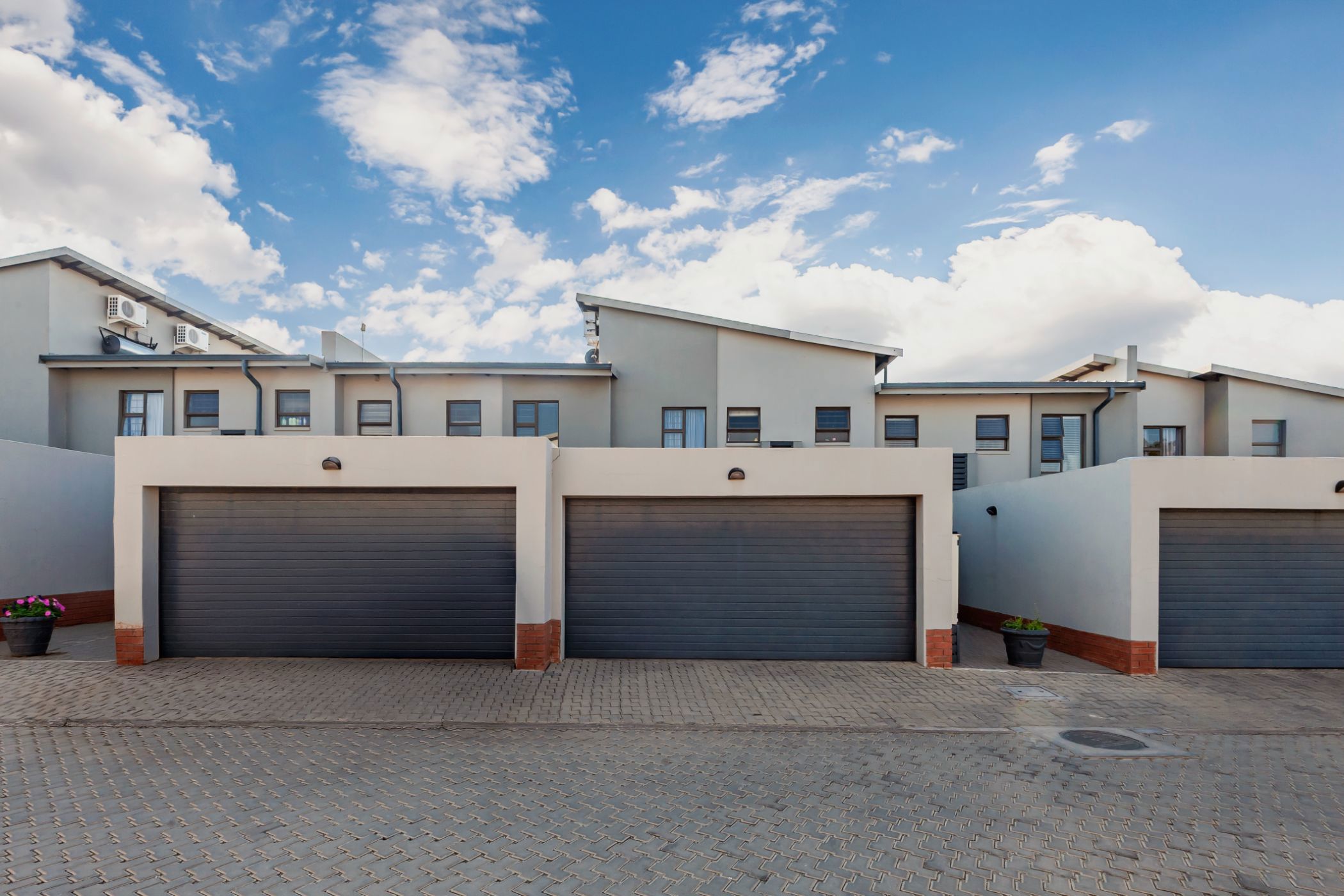 Townhouse for sale in Glen Marais - KTP1748121