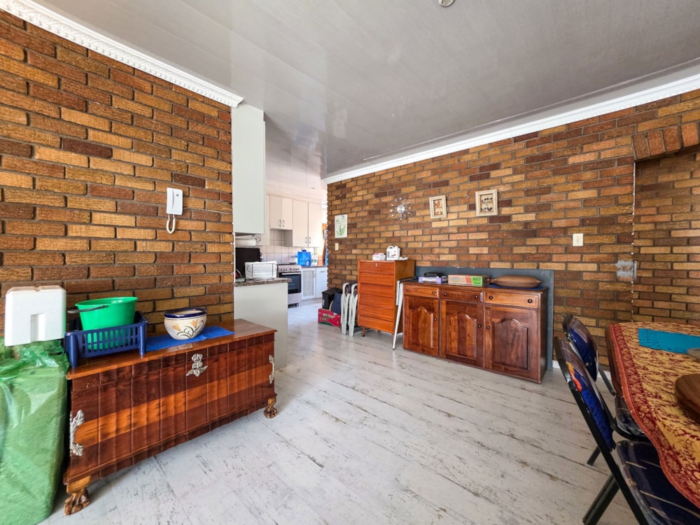 Townhouse for sale in Dalpark Ext 1 - 1BJ1748166