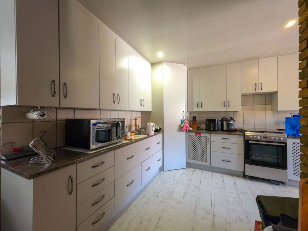 Townhouse for sale in Dalpark Ext 1 - 1BJ1748166