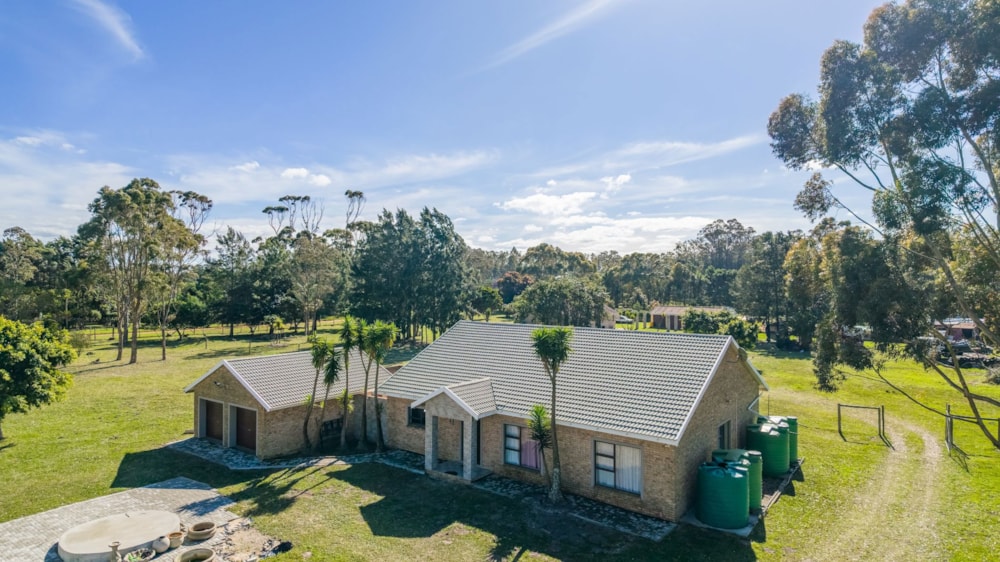 Smallholding for sale in Colleen Glen - 1PLZ1747293 Smallholding for sale in Colleen Glen - 1PLZ1747293