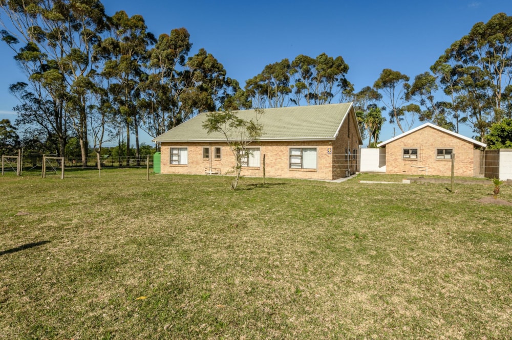 Smallholding for sale in Colleen Glen - 1PLZ1747293 Smallholding for sale in Colleen Glen - 1PLZ1747293