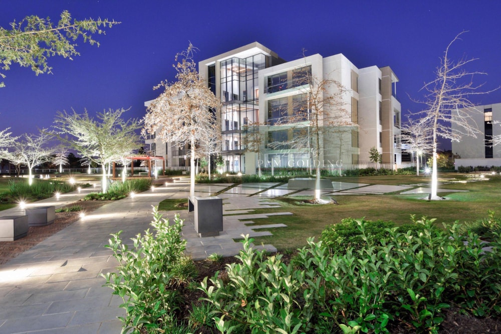 Penthouse apartment to rent in Menlyn - PTL1742722