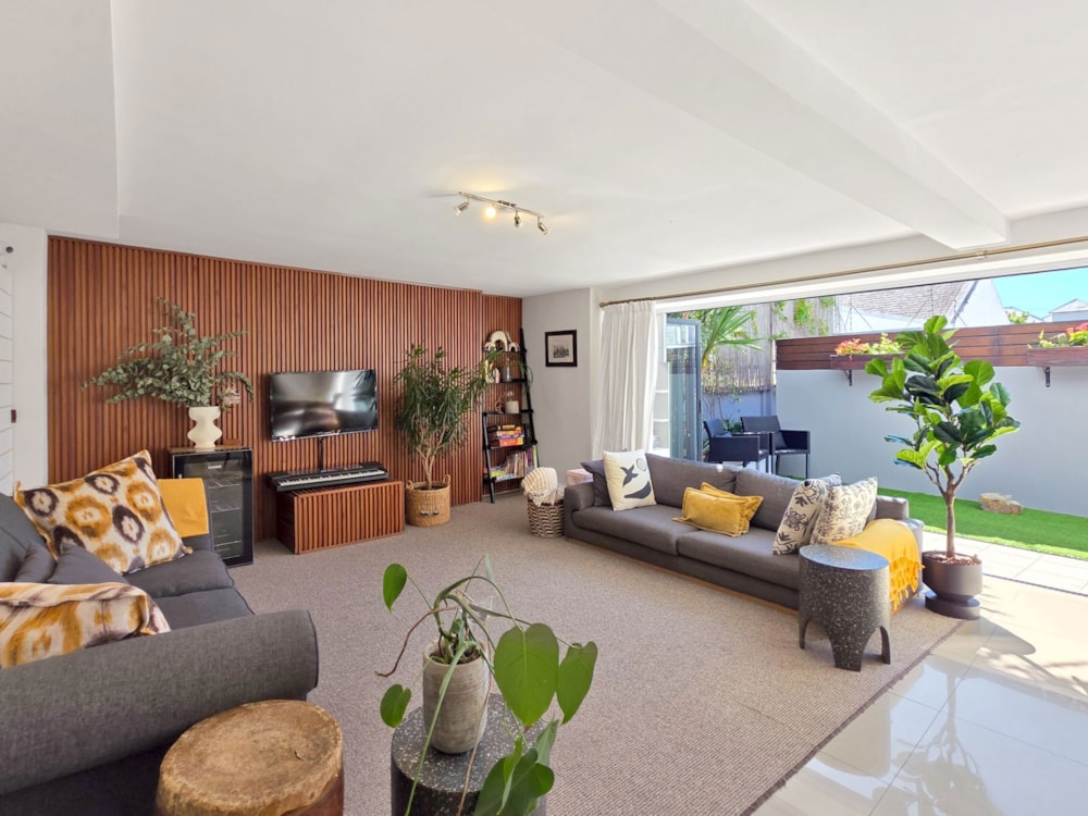 Apartment for sale in Sea Point - AS1748709 Apartment for sale in Sea Point - AS1748709