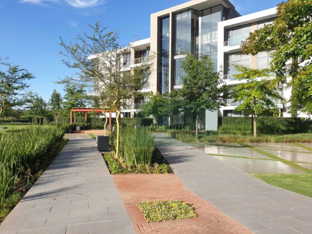 Penthouse apartment to rent in Menlyn - PTL1742668