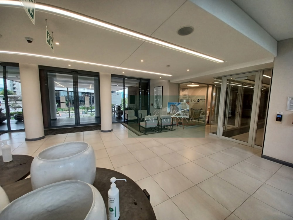 Penthouse apartment to rent in Menlyn - PTL1742668