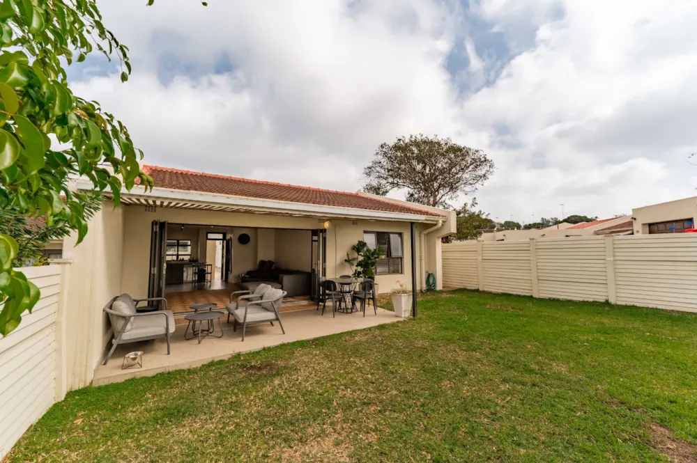 Townhouse for sale in Durban North - 1ND1748395 Townhouse for sale in Durban North - 1ND1748395
