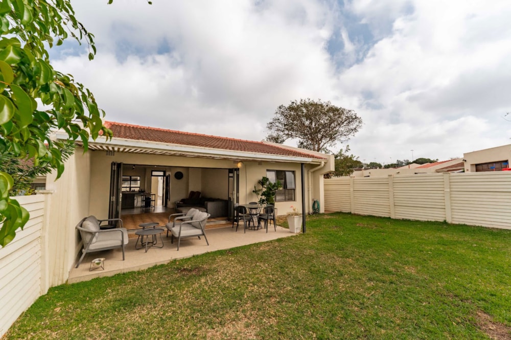 Townhouse for sale in Durban North - 1ND1748395 Townhouse for sale in Durban North - 1ND1748395