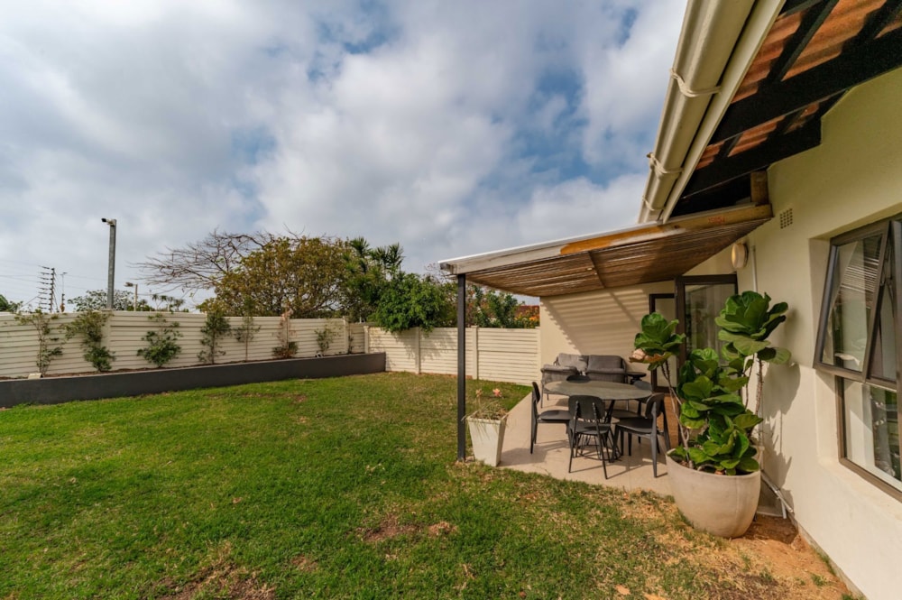 Townhouse for sale in Durban North - 1ND1748395 Townhouse for sale in Durban North - 1ND1748395