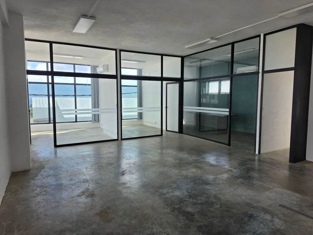 Commercial office for sale in Bambous, Mauritius - MUR1740225