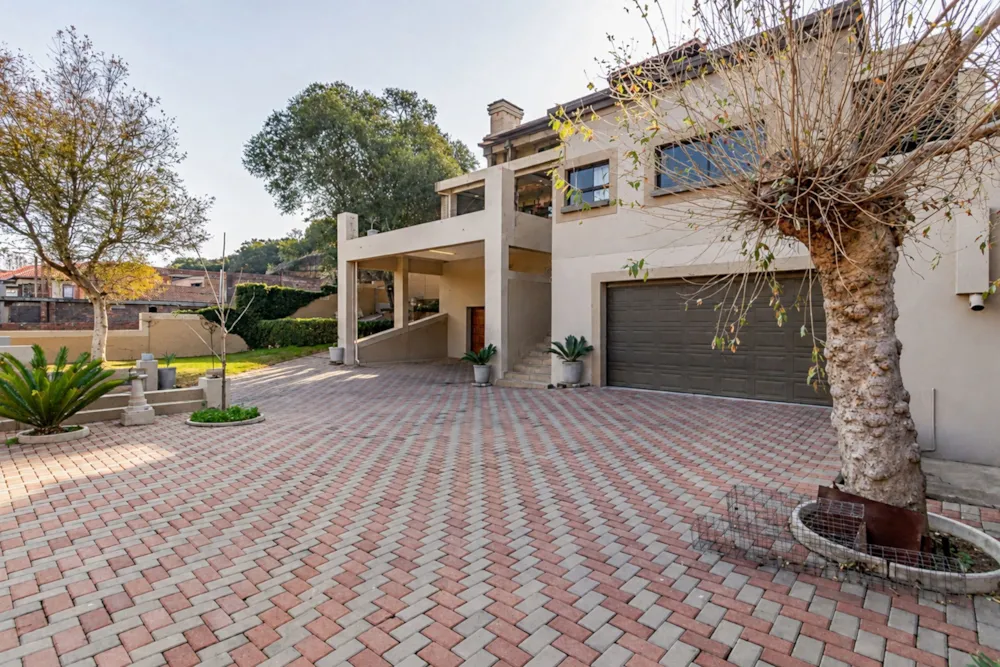 Security estate home for sale in Xanadu - 1HR1751577