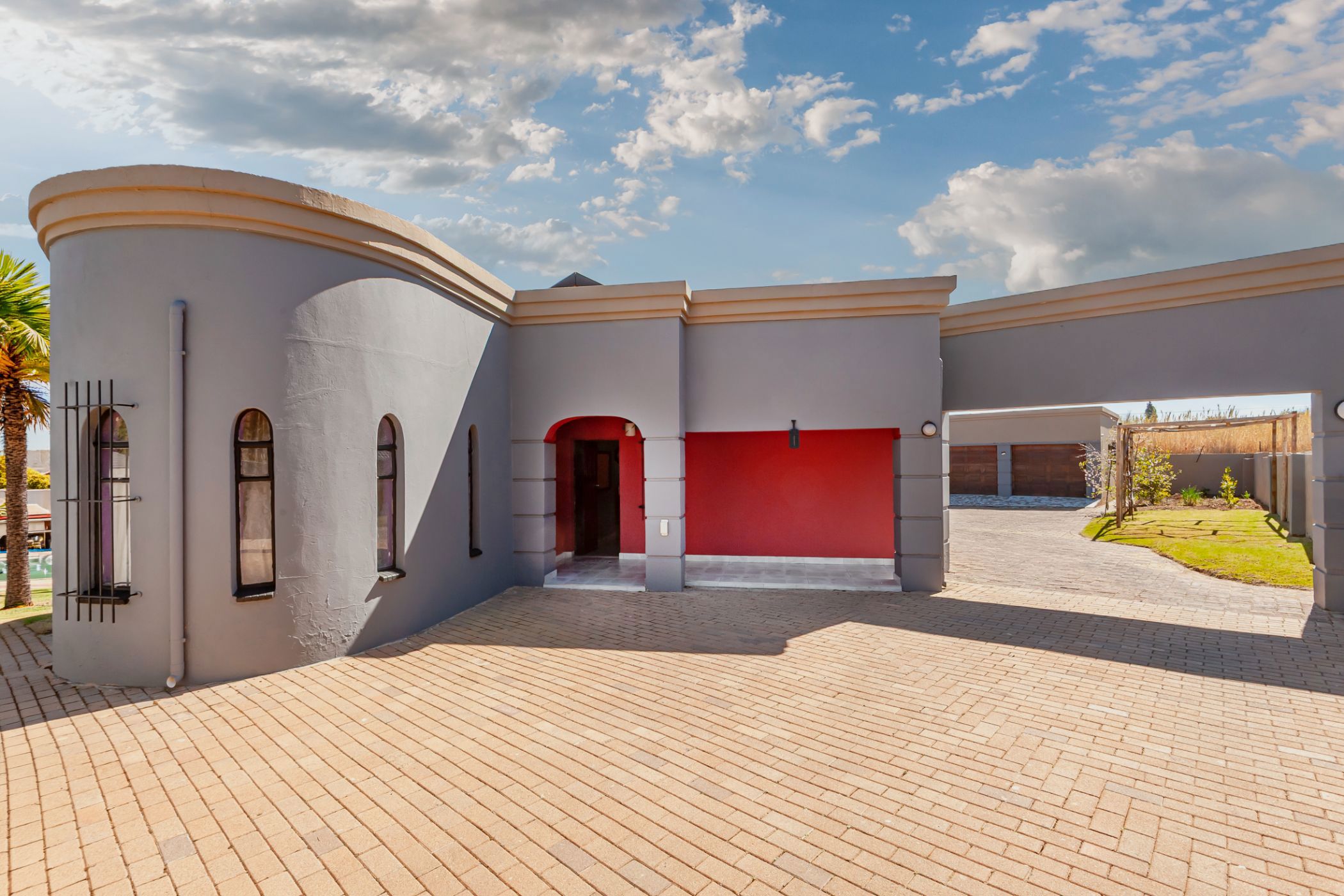 House for sale in Brackendowns - 1GV1747397