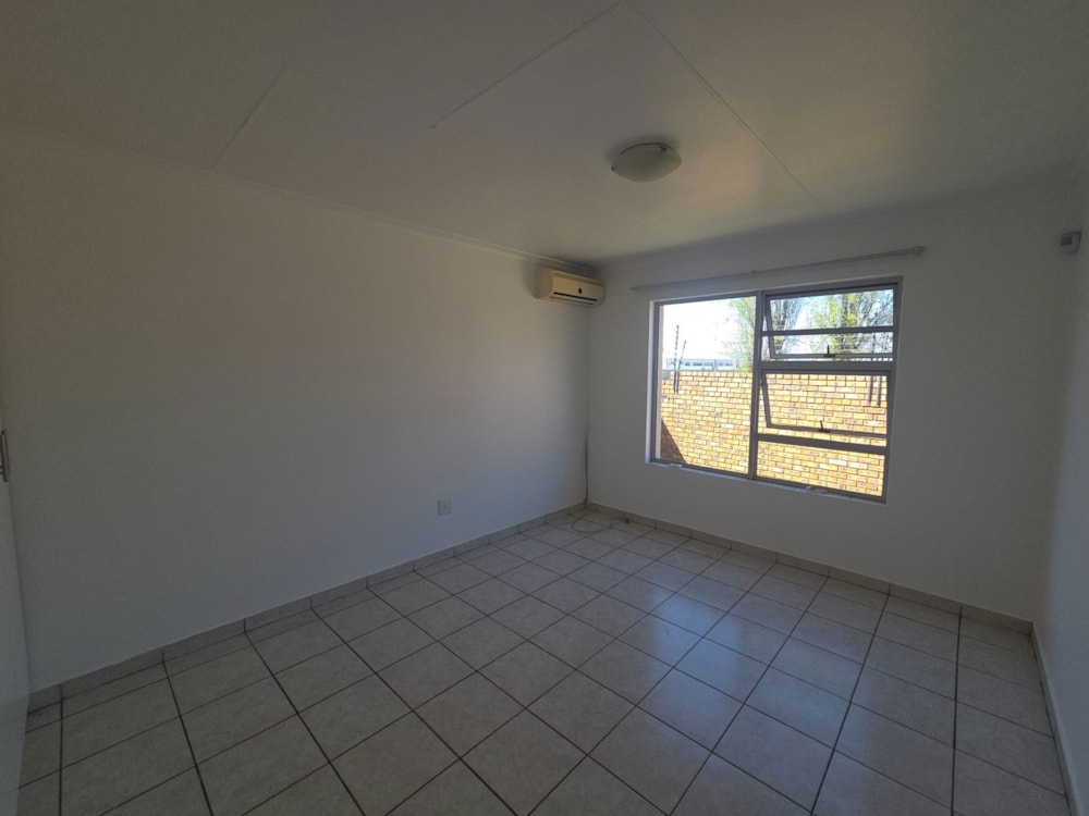 House for sale in New Market Park - 1GV1750612