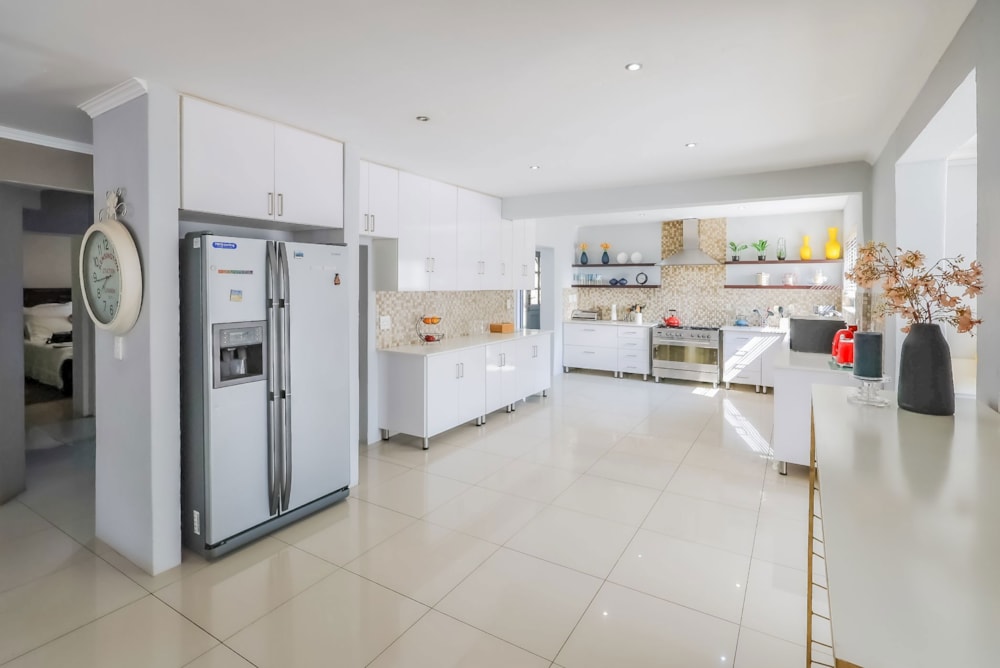 Security estate home for sale in Westlake, Hartbeespoort - 1HR1747864 Security estate home for sale in Westlake, Hartbeespoort - 1HR1747864