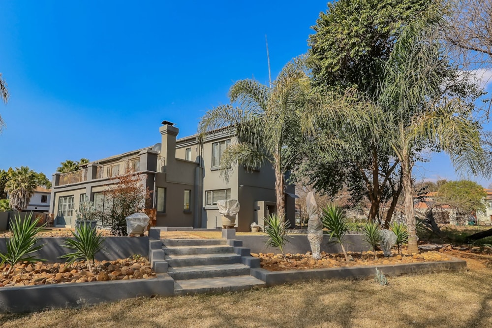 Security estate home for sale in Westlake, Hartbeespoort - 1HR1747864 Security estate home for sale in Westlake, Hartbeespoort - 1HR1747864