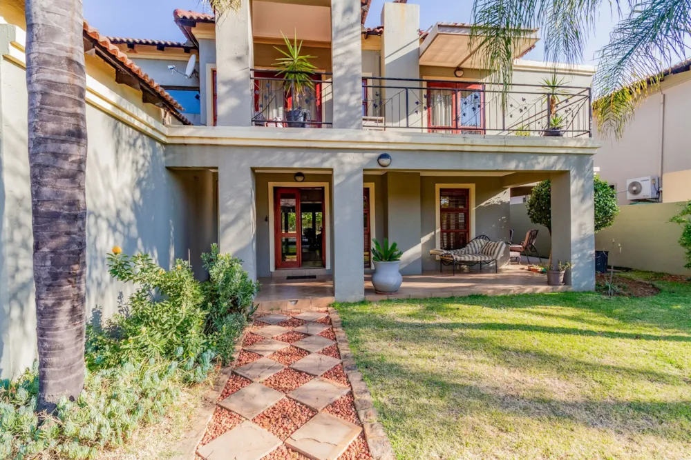 Security estate home for sale in Xanadu - 1HR1750081