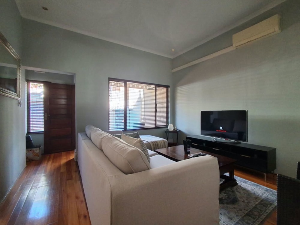 Townhouse to rent in Musgrave - 1DBN1750444 Townhouse to rent in Musgrave - 1DBN1750444