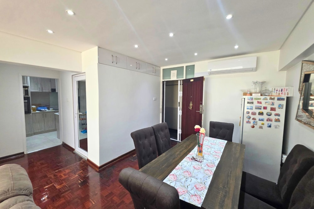 Apartment for sale in North Beach Durban - 1DBN1750810