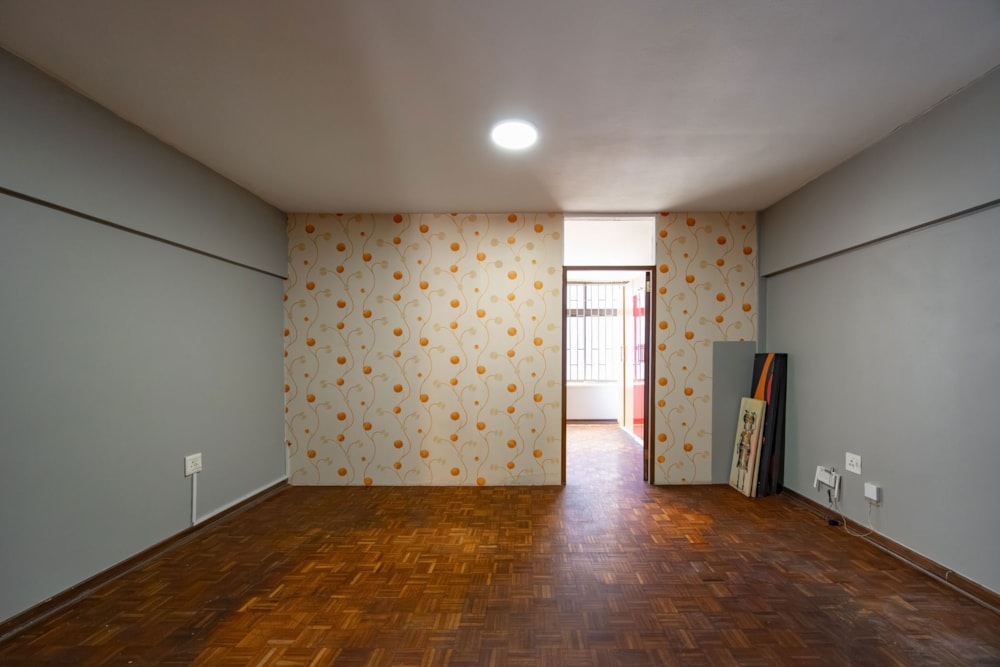 Bachelor apartment for sale in South Beach Durban - 1DBN1745627