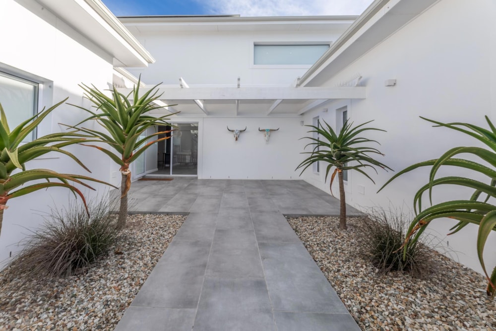 House for sale in Yzerfontein - LA1747544