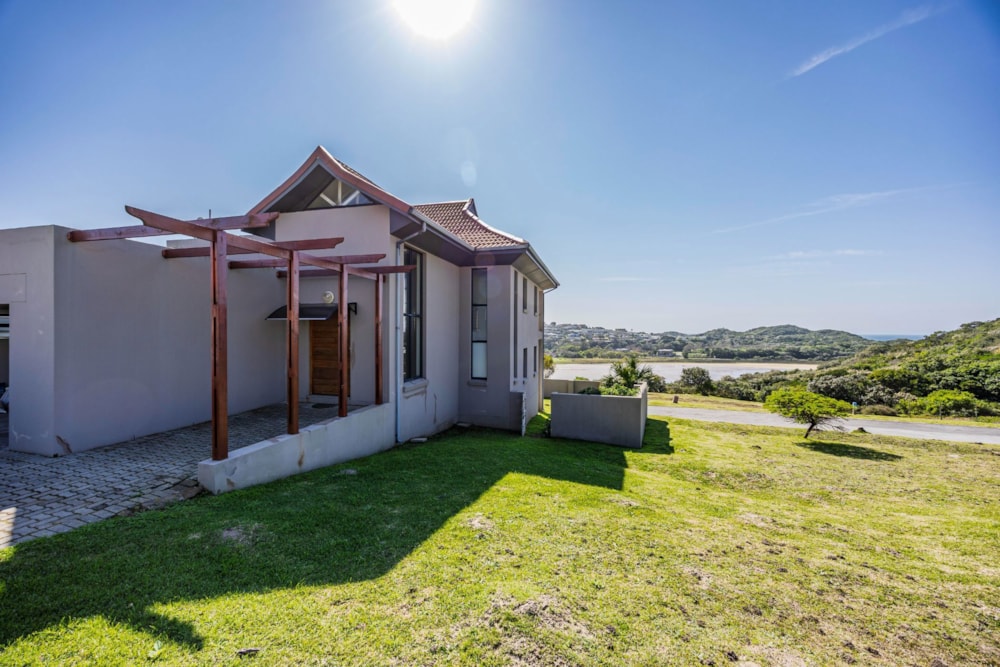 Double-storey house for sale in Glengariff - 1EZ1748648 Double-storey house for sale in Glengariff - 1EZ1748648