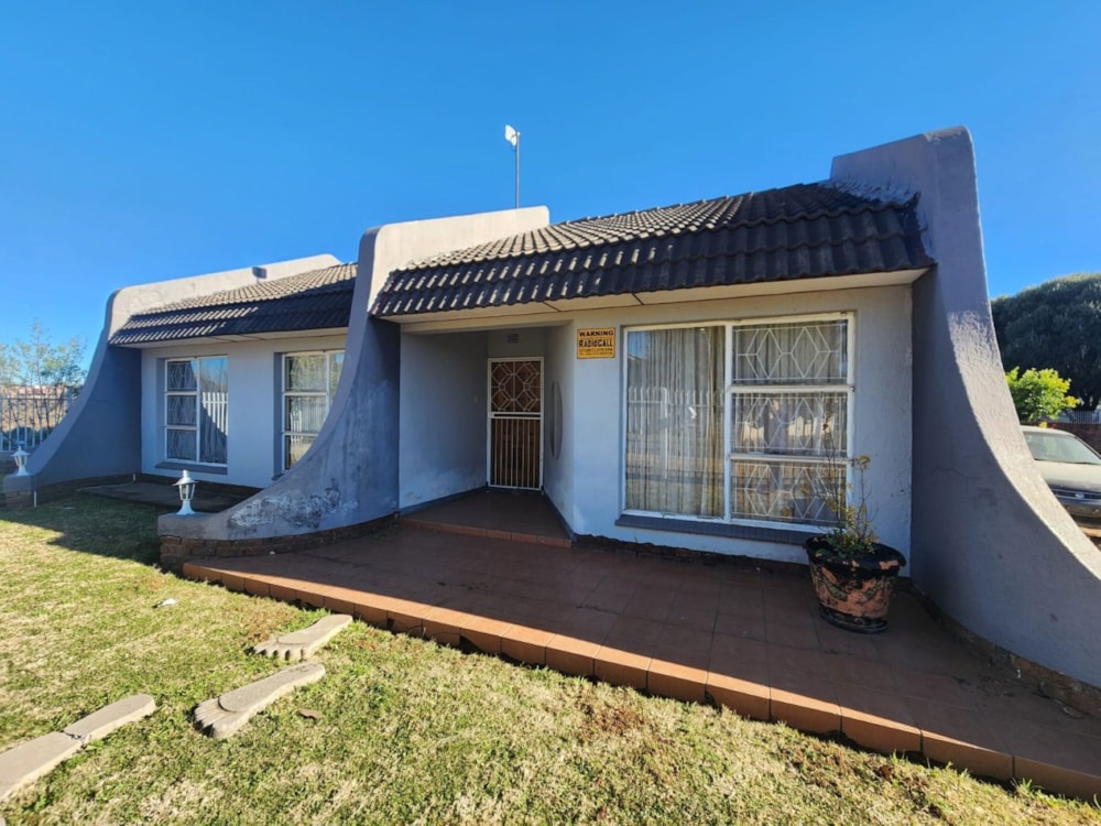House for sale in Homestead, Kimberley - 1KJ1750510 House for sale in Homestead, Kimberley - 1KJ1750510