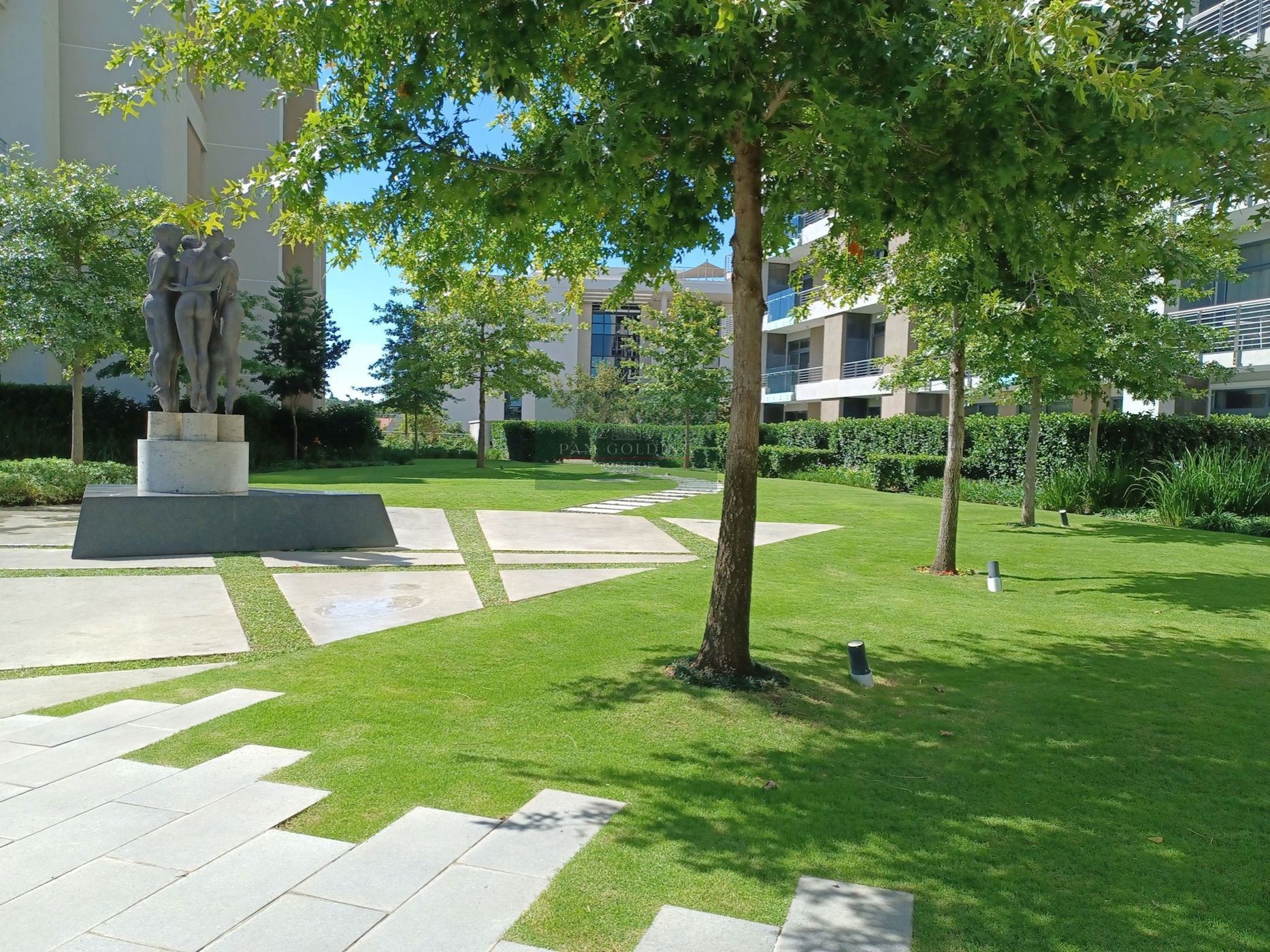 Apartment for sale in Menlyn - PT1699360