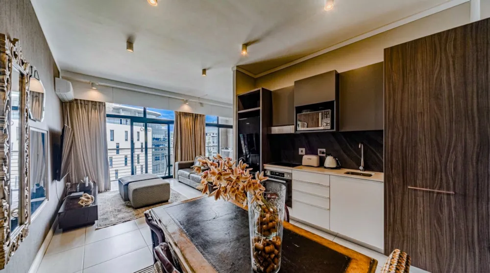 Apartment for sale in Menlyn - PT1699360 Apartment for sale in Menlyn - PT1699360