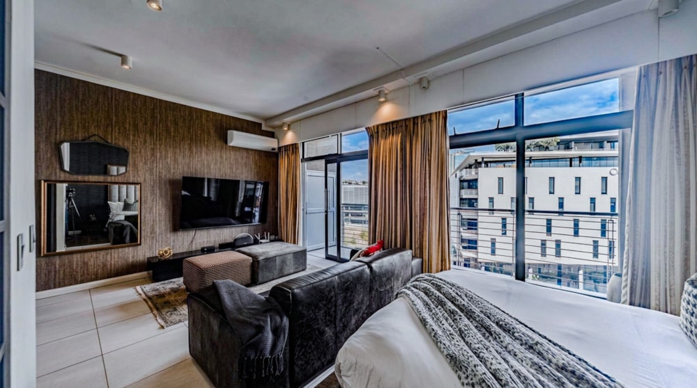 Apartment for sale in Menlyn - PT1699360 Apartment for sale in Menlyn - PT1699360