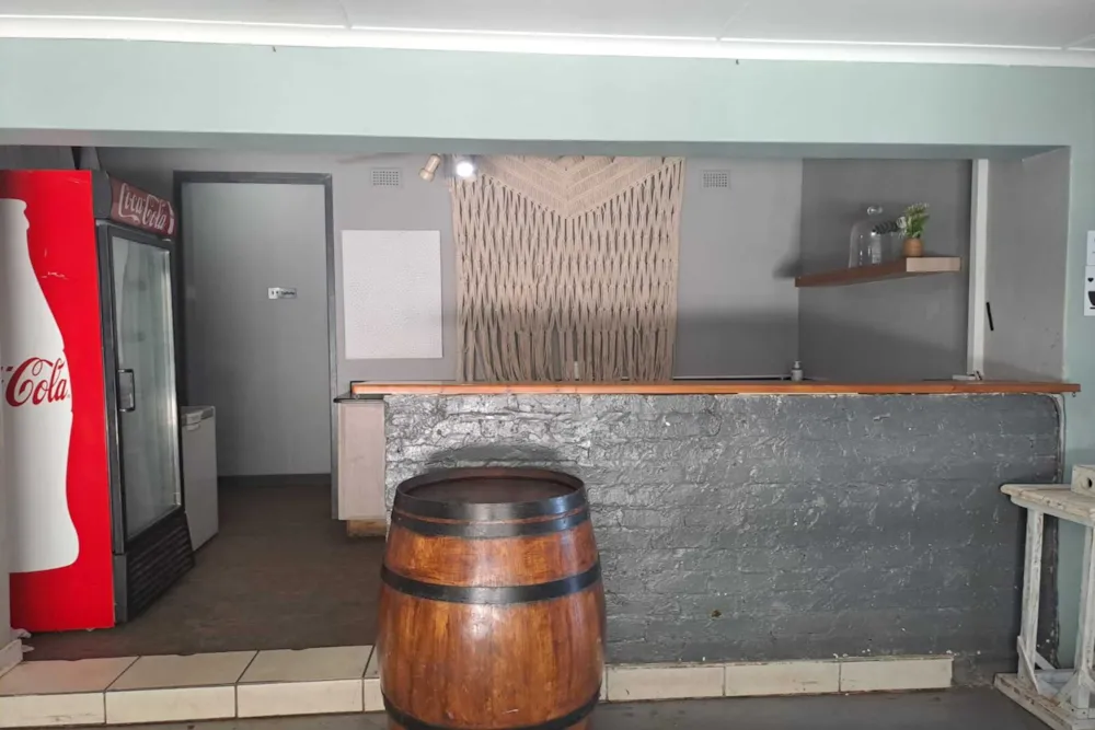 Commercial restaurant to rent in Amanzimtoti - 1WB1747956 Commercial restaurant to rent in Amanzimtoti - 1WB1747956