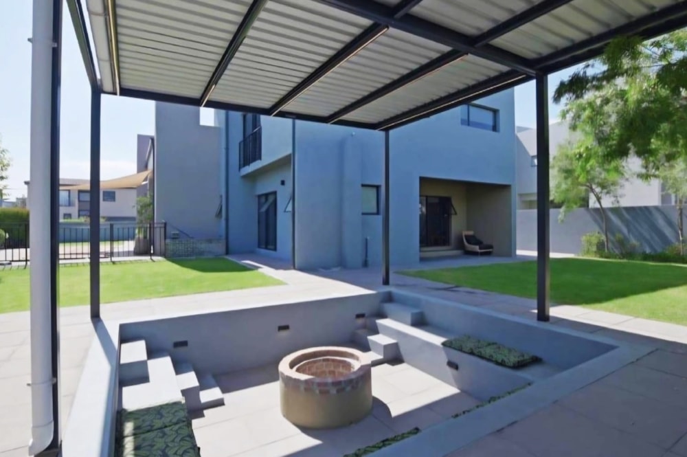House for sale in Sandown, Blouberg - 1TV1748240 House for sale in Sandown, Blouberg - 1TV1748240