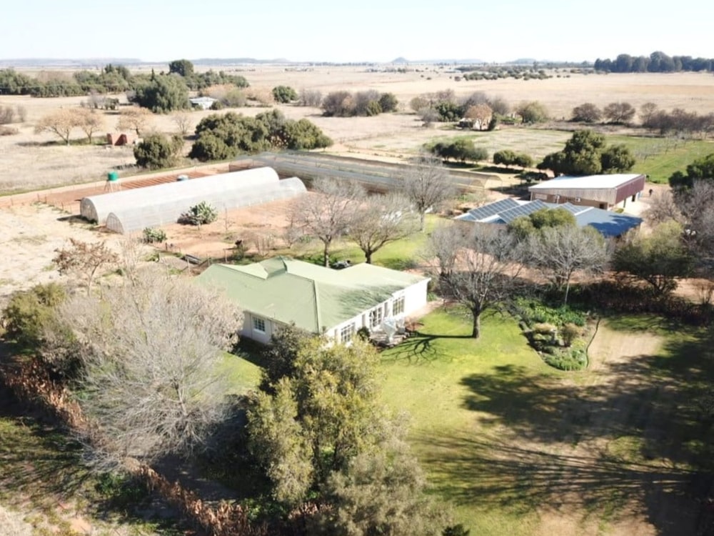 Smallholding for sale in Bains Vlei - 1BX1748127 Smallholding for sale in Bains Vlei - 1BX1748127